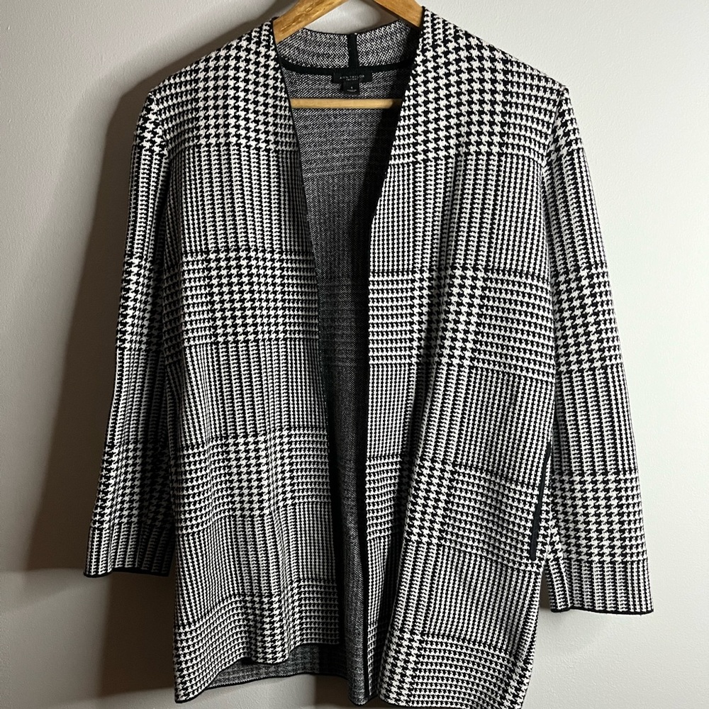 Ann Taylor Houndstooth Open Sweater Jacket. Size S